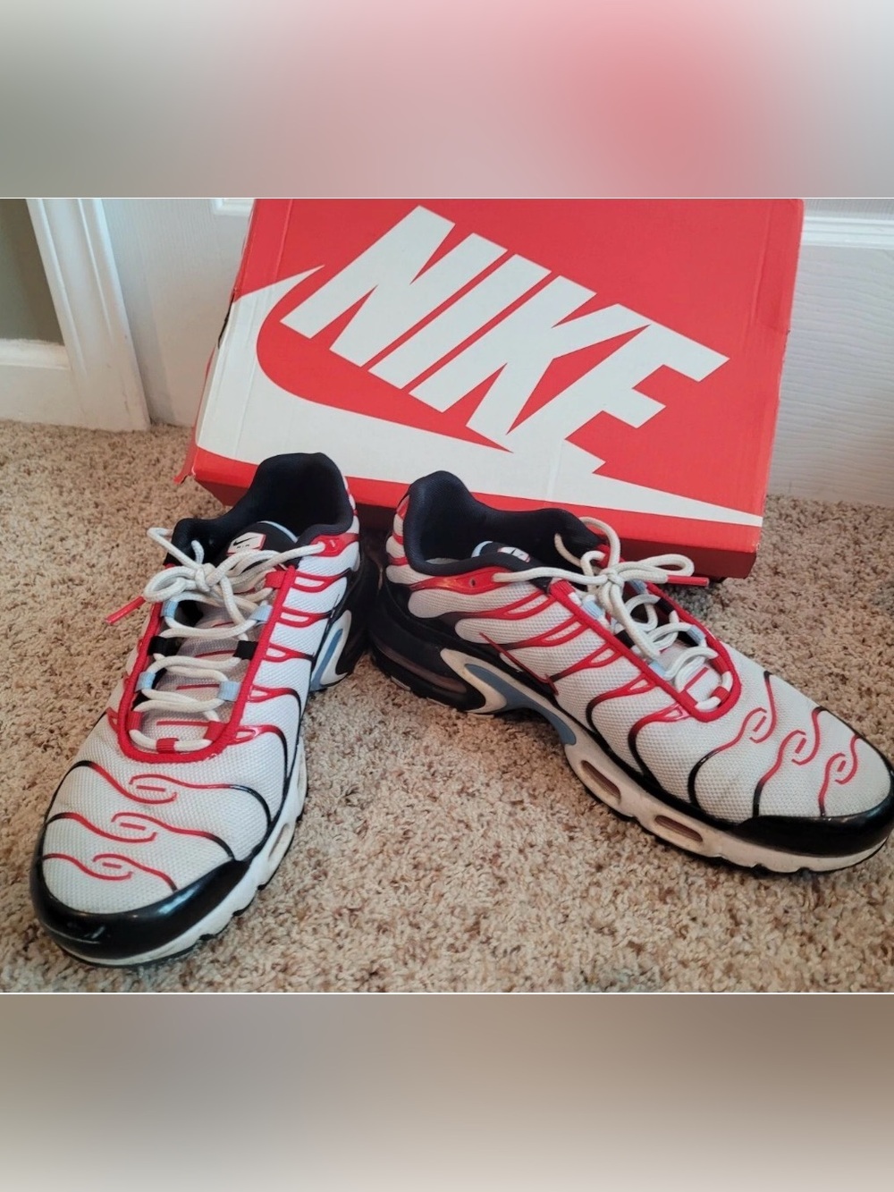 Nike Air Max Plus TN Running Shoes White Red Black CW6975-100 Size 13 Men